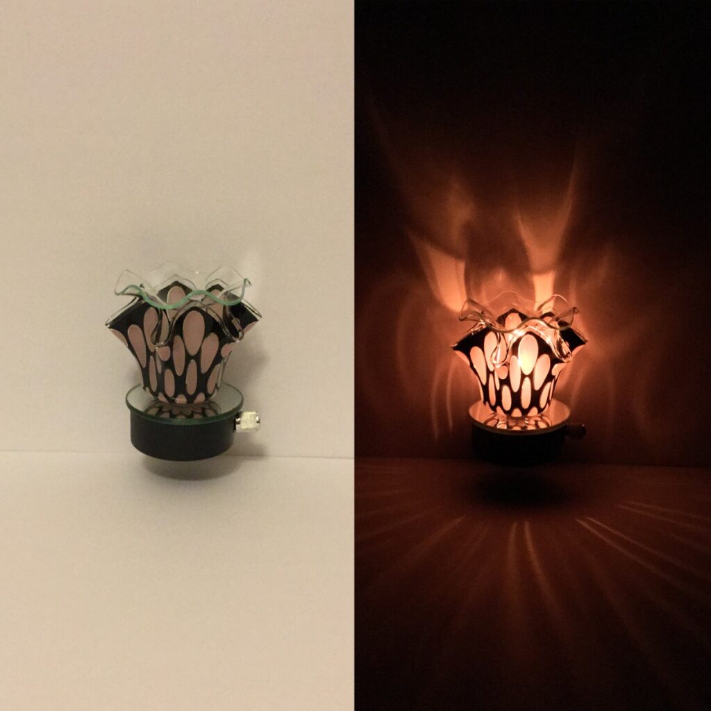 Spotted Glass Plug-Ins - Pink